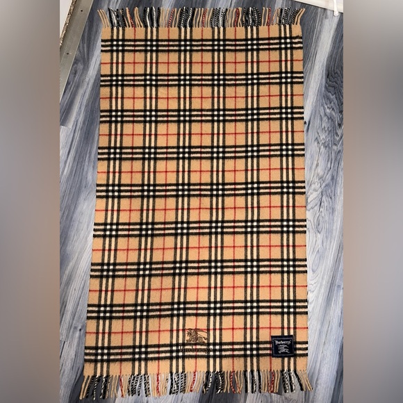 Vintage Burberry Nova Check 100% Wool Shawl Scarf - Picture 5 of 16